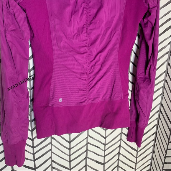 Lululemon in flux jacket reversible regal plum 8 - Picture 7 of 15